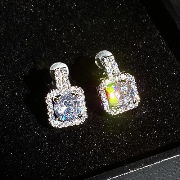 Jewelry - NEW Square Shape Women White Sapphire Stud Earring
